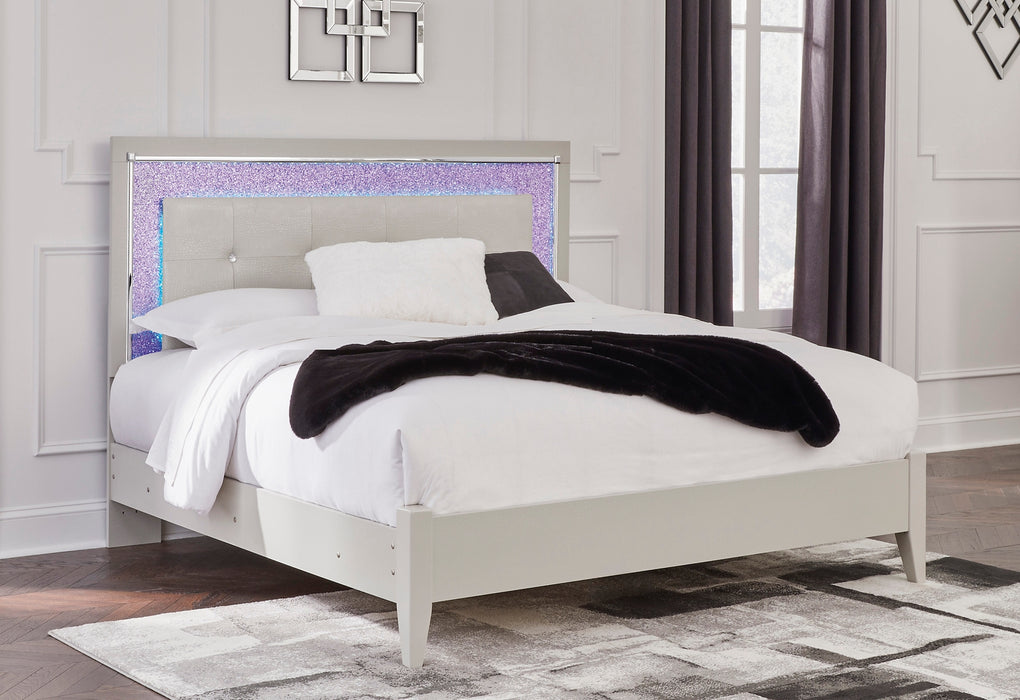 Zyniden Upholstered Panel Bed