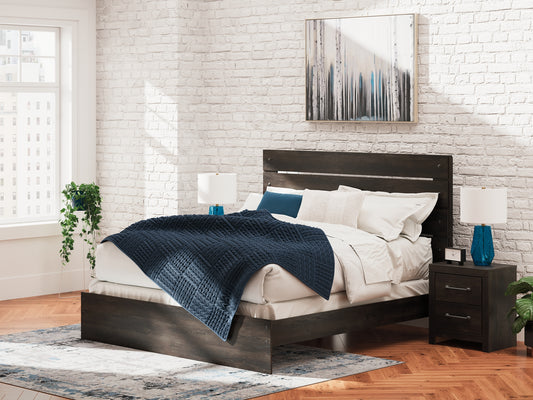 Hollivern Panel Bed