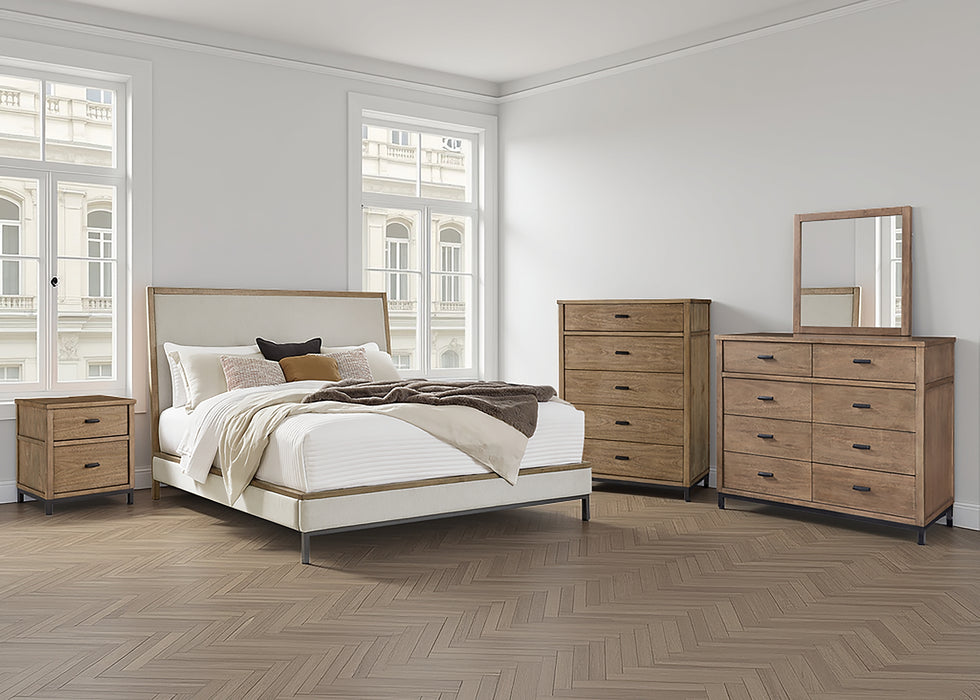 Tomtyn  Upholstered Bed