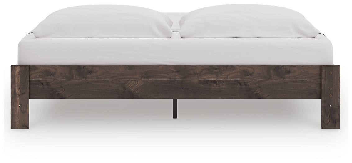 Calverson King Platform Bed