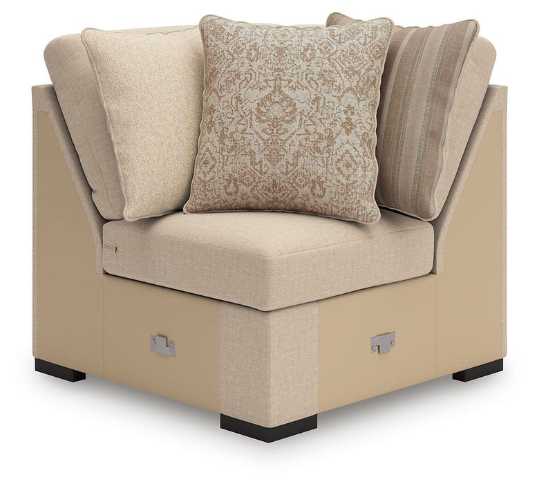 LadyMae 4-Piece Sectional