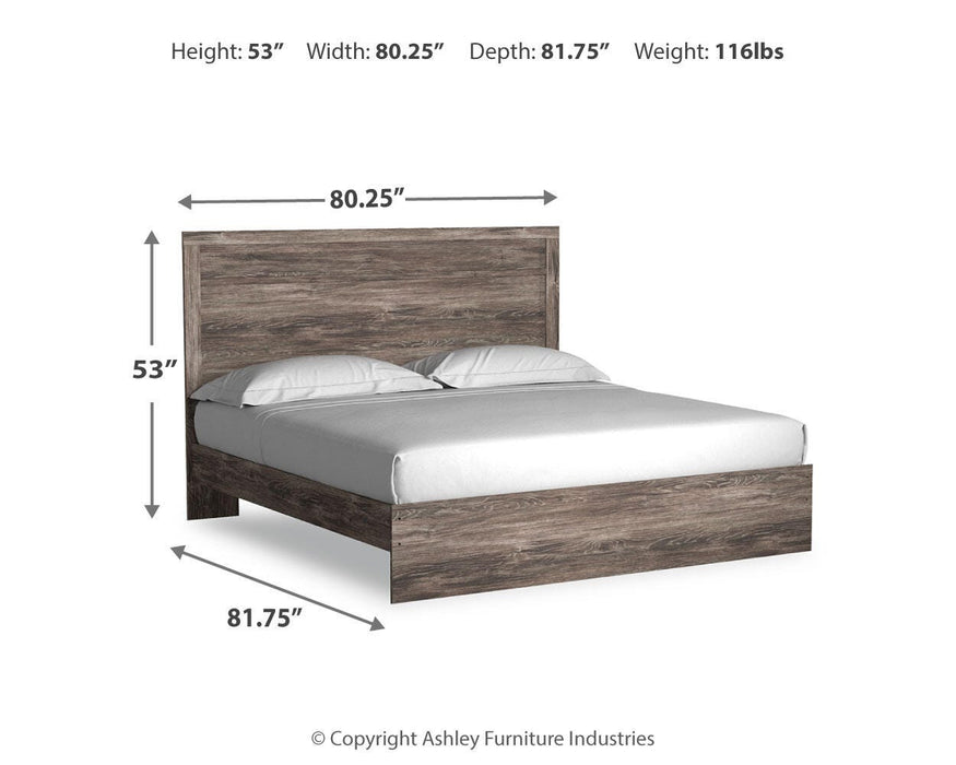 Ralinksi King Panel Bed with Mirrored Dresser