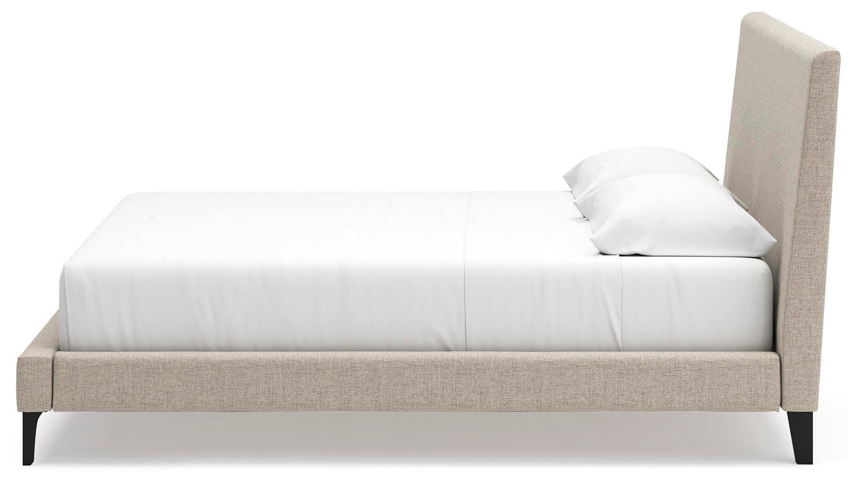 Cielden King Upholstered Bed with Roll Slats, Dresser and Mirror
