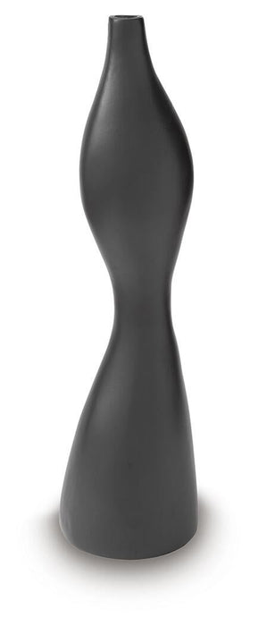 Judsen Vase