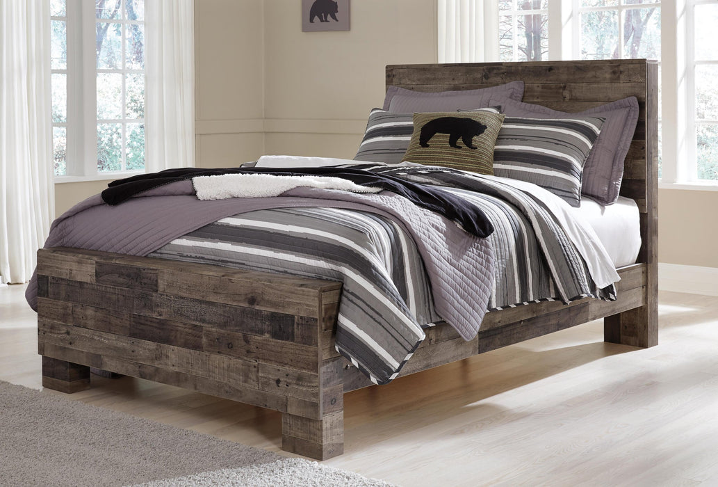 Derekson Full Panel Bed with Mirrored Dresser